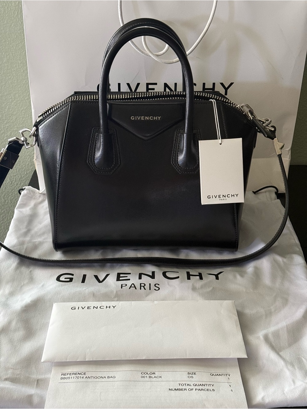Givenchy Black Leather Satchel with Detachable Strap - Picture 2 of 12